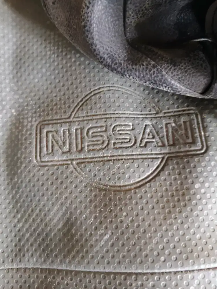 Sarung Jok Nissan March