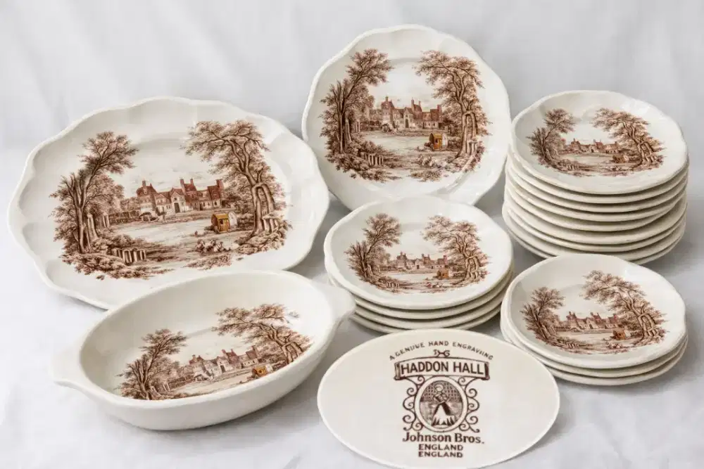 Johnson Brothers Haddon Hall Original England – Vintage Tableware Set