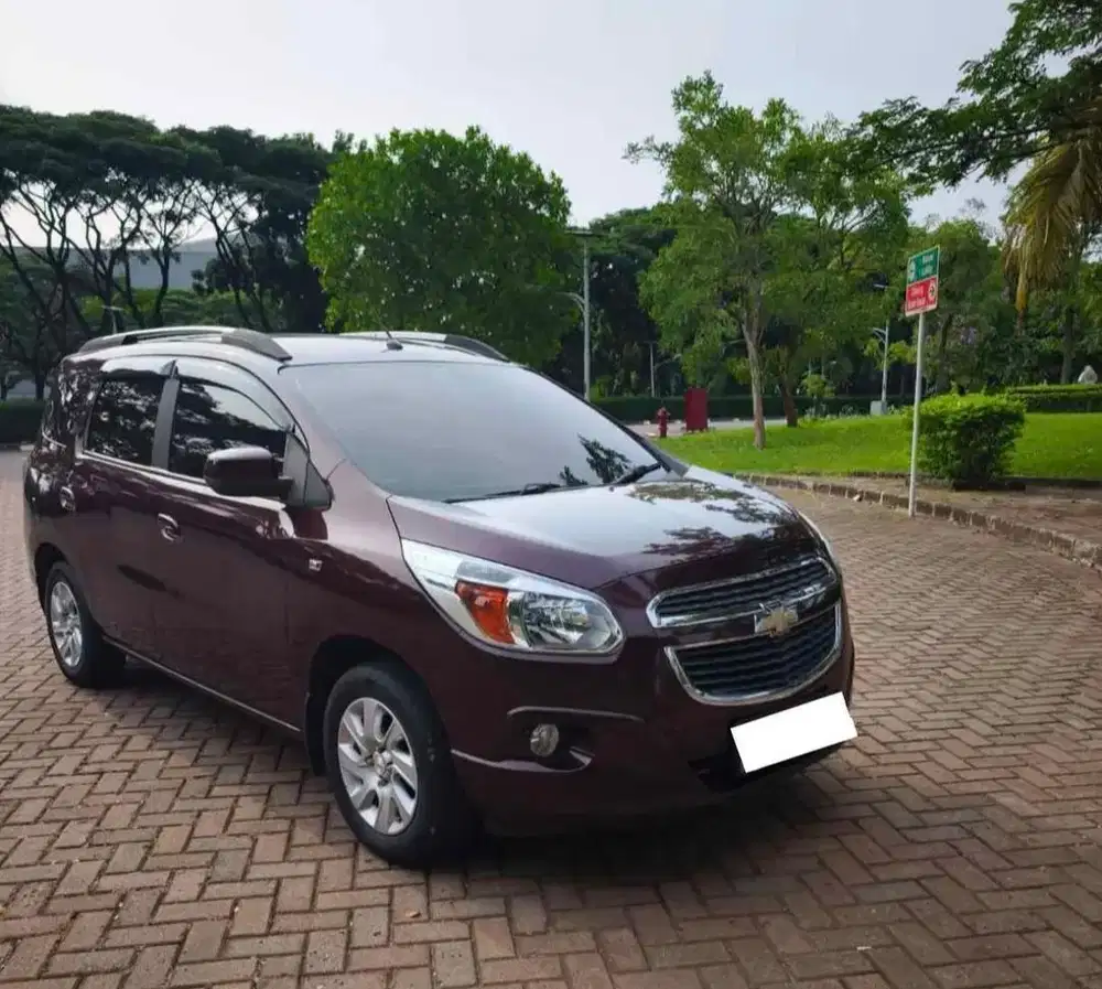 CHEVROLET SPIN LTZ MT BENSIN 1.5 2015