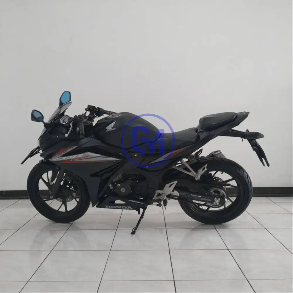 Dp 2jt, Honda CBR 150R Tahun 2018, Cash - KRedit