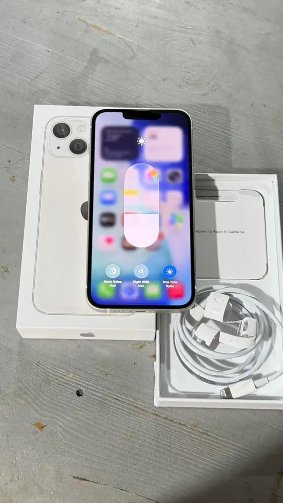 Iphone 13 starlight 256GB Mulus Lengkap Terdaftar