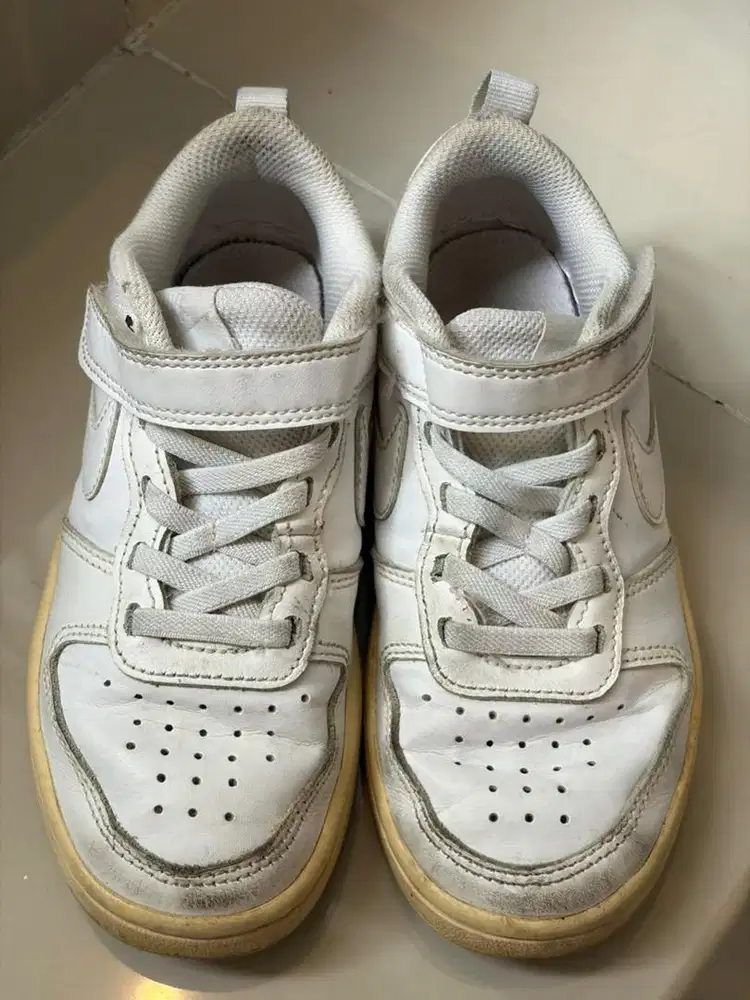 Nike sepatu kets anak