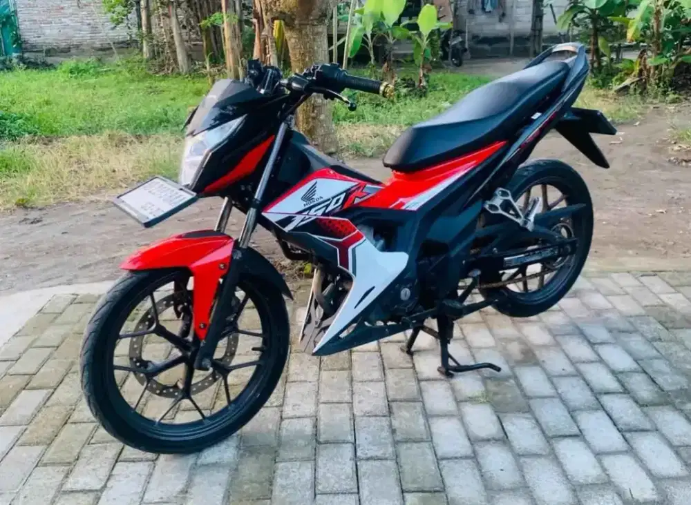 Honda Sonic THN pakai 2025 plat AB BANTUL bantul