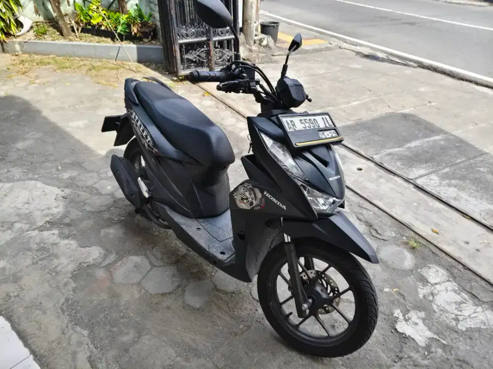JUAL CEPAT - Honda Beat Street 2024