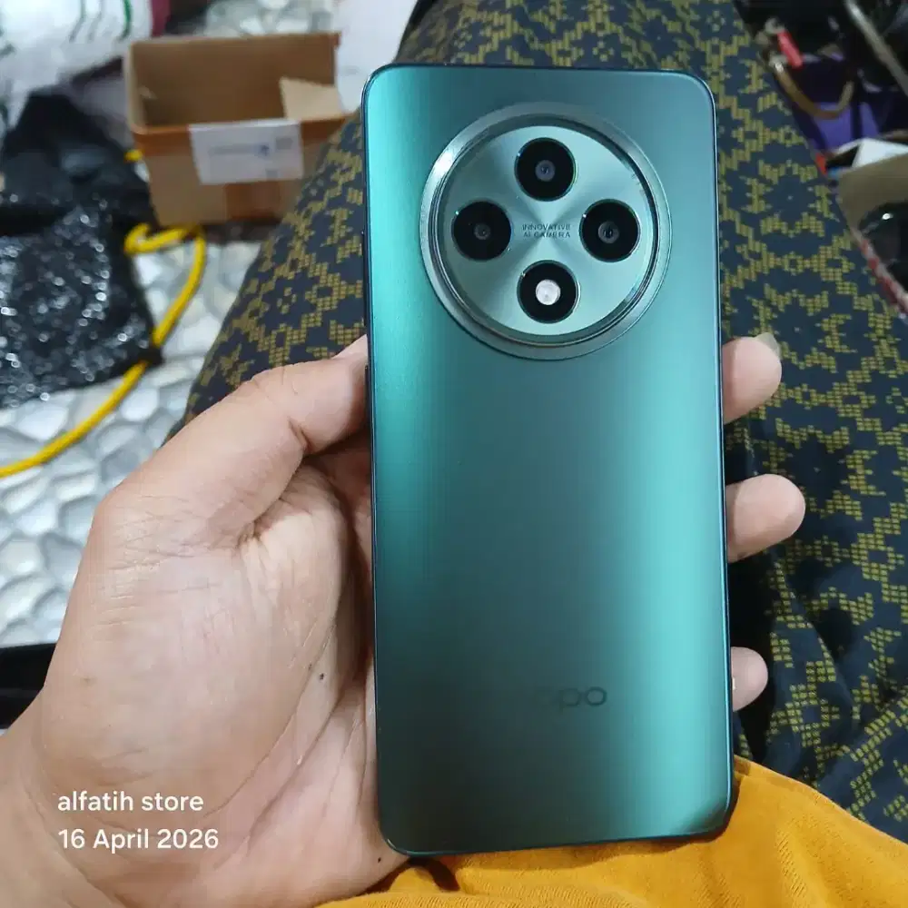 Oppo Reno 12F ram 8/256