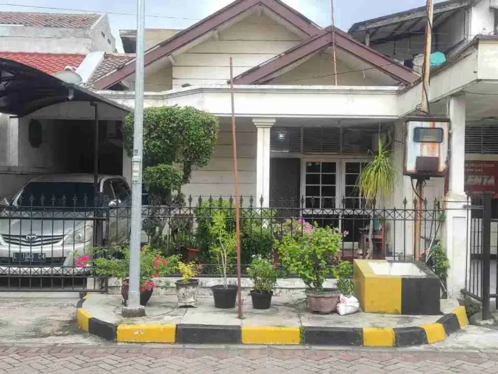 Dijual via lelang rumah di rungkut mapan barat V BD10 Surabaya timur