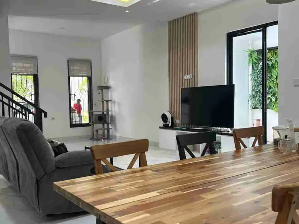 Rumah Hoek Mandiri Semi Furnished Rapih Griya Loka BSD city