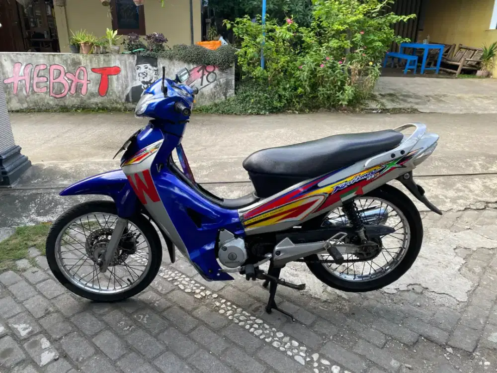 Honda karisma kharisma THN 2004 plat AB kota