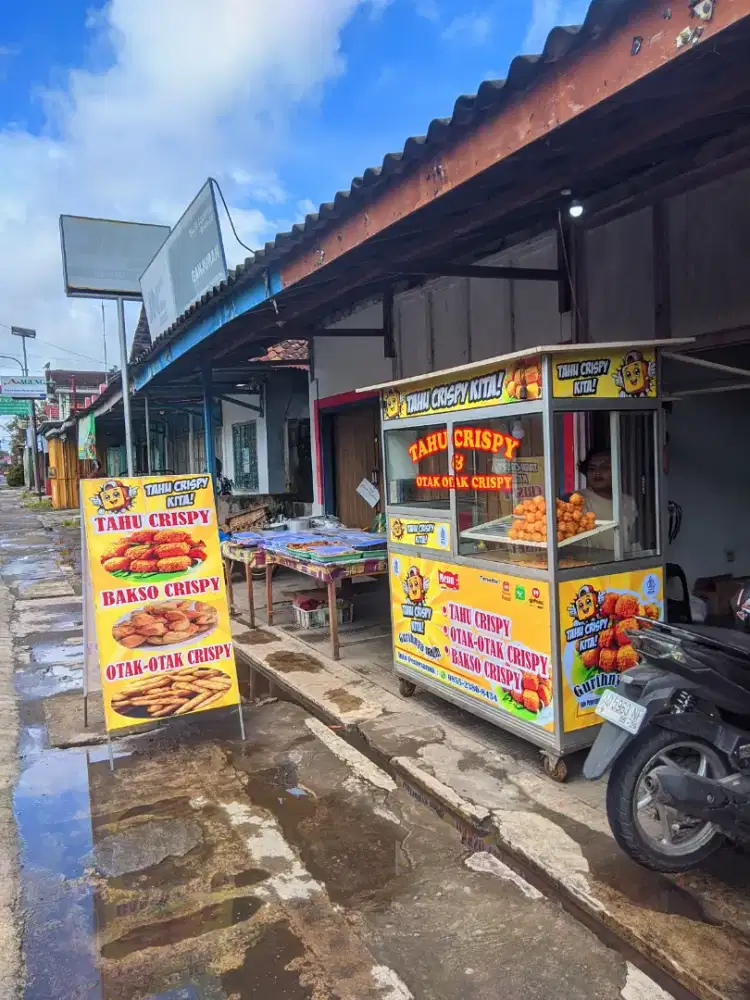 Crew Outlet tahu crispy
