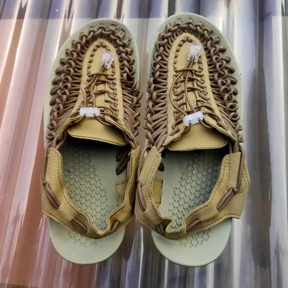 Sendal gunung pria UNEEK merk NEMEZO