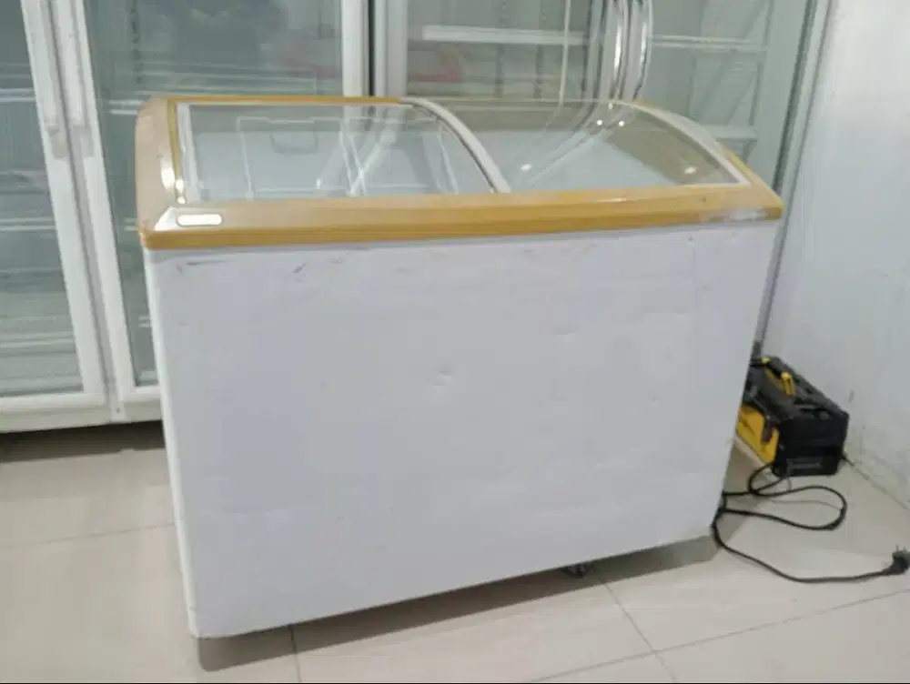freezer sleding kaca frozen food bekas murah