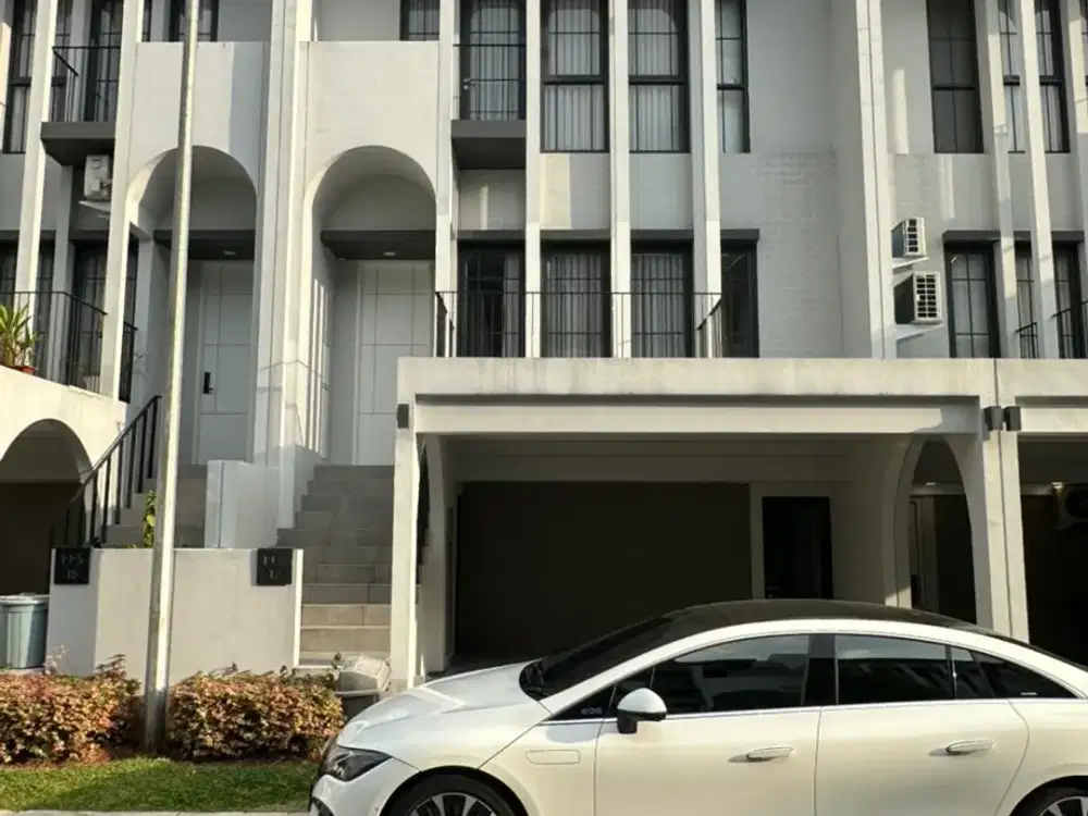 Disewakan Rumah Siap Huni Elegant di Greenwich BSD