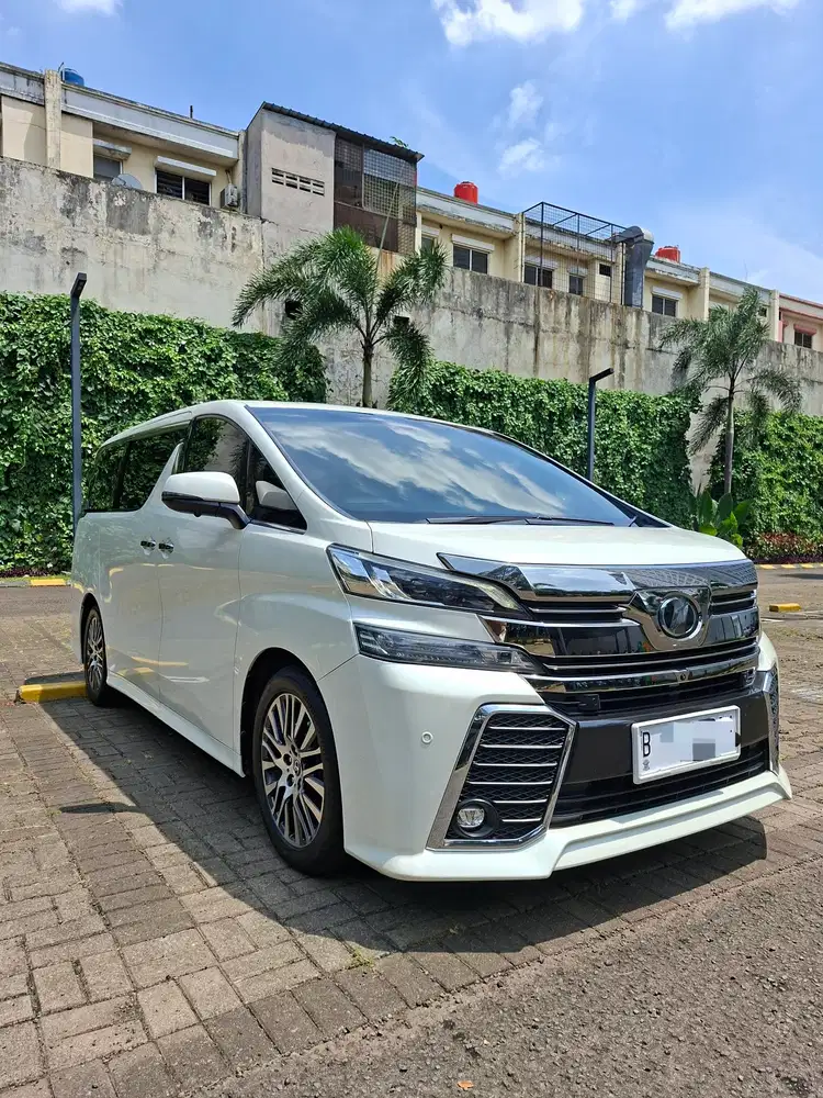 Toyota Vellfire 2017 Putih - Premium Sound - Terawat