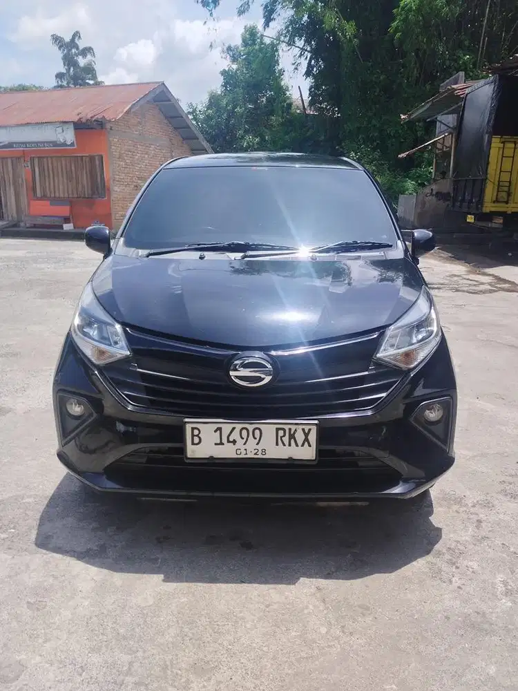 Daihatsu Sigra Type M 1.0