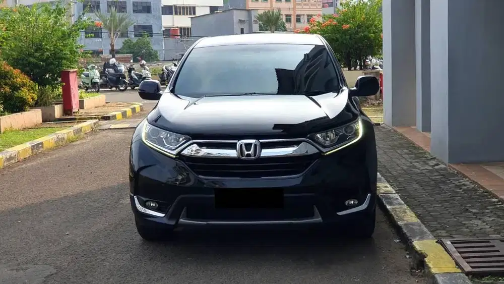 Honda CR-V CRV 1.5 Turbo non prestige AT Hitam 4pc ban baru