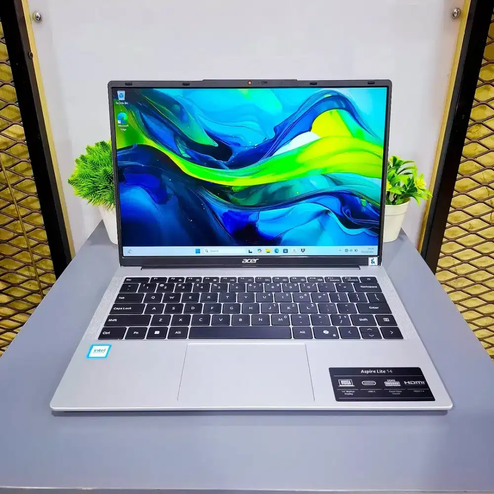 Acer Aspire Lite AL14-32P Intel N150 Ram 8GB ssd 512GB pakaian 7bln