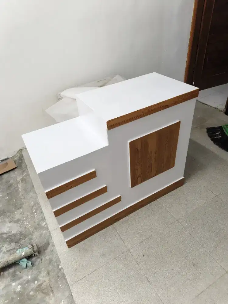 Meja Kasir Murah / Meja Kasir Minimalis