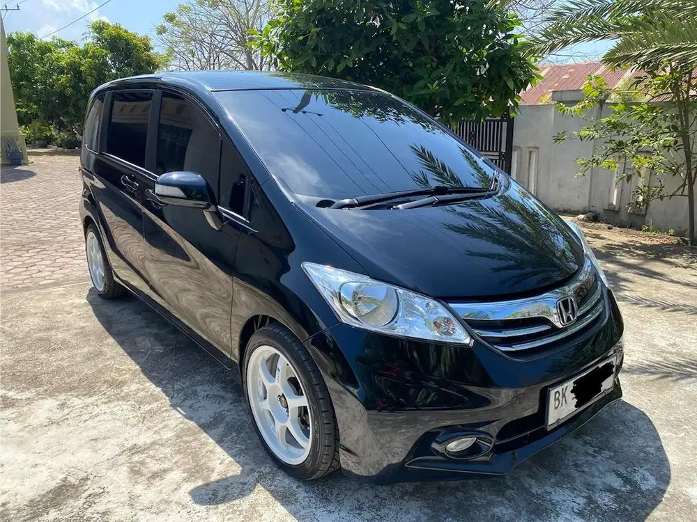 Honda Freed E PSD 2013