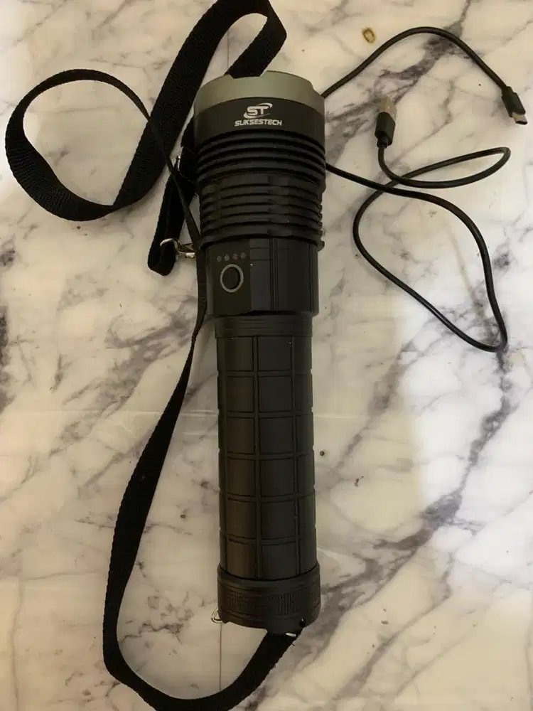 Lampu senter jarak jauh suksestech