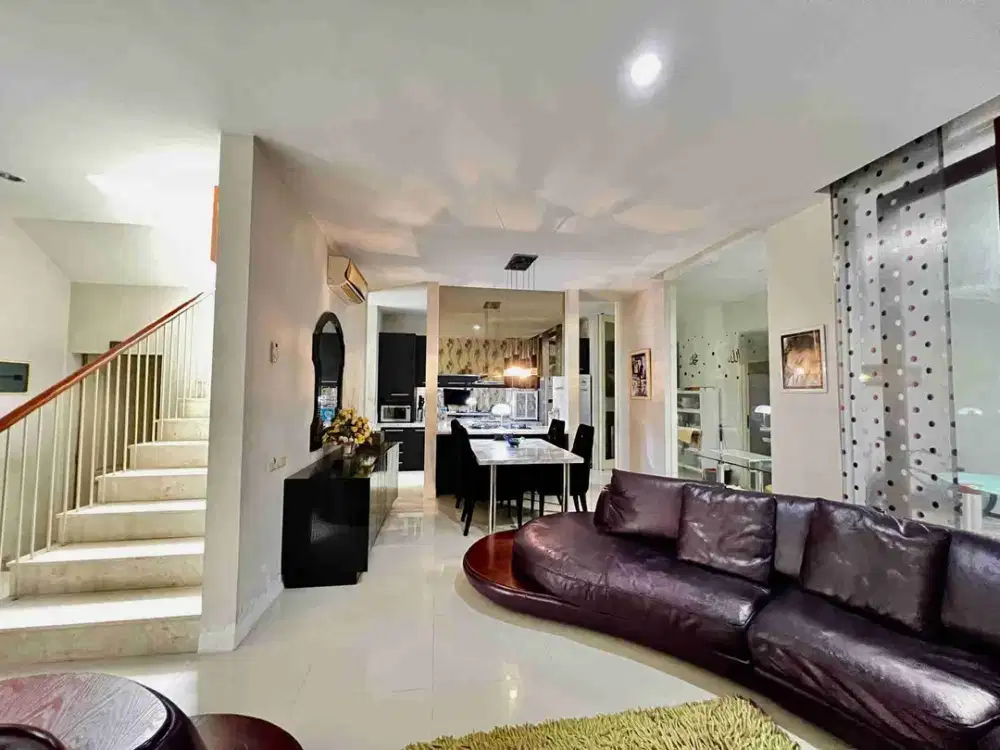 Rumah Mewah Riverside Kota Malang