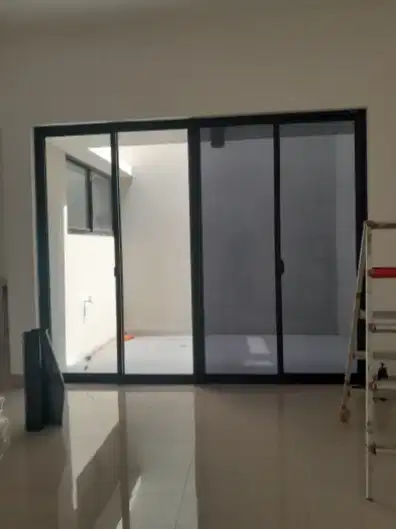 kaca film oneway stiker rumah sticker kantor sandblast gedung bangunan