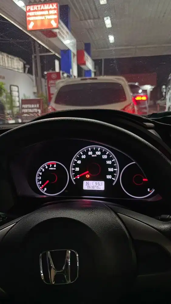 Cari pekerjaan sebagai driver