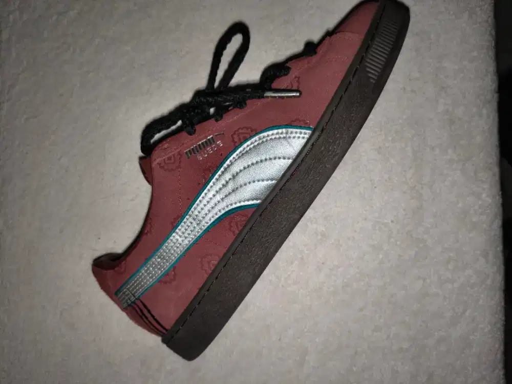 Puma suede onepiece shanks