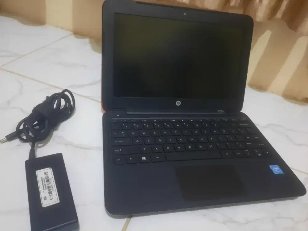 Notebook Hp Intel Celeron N2080 Minus Mati Layar Bagus Jual Gembling