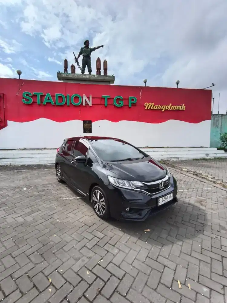 Honda Jazz RS 2018 Hitam A/T