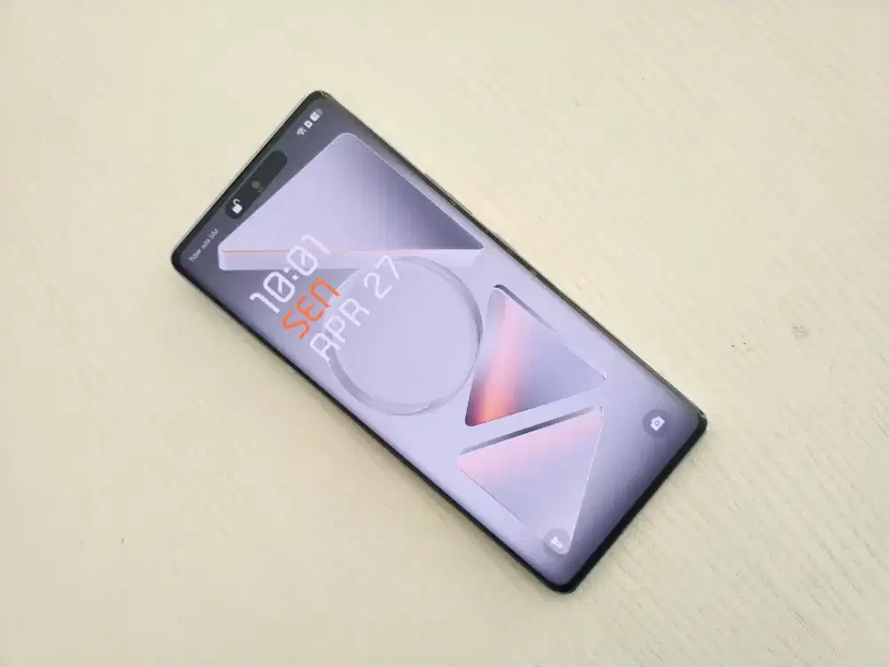 Tecno Pova Curve 5G 8/256 Batangan