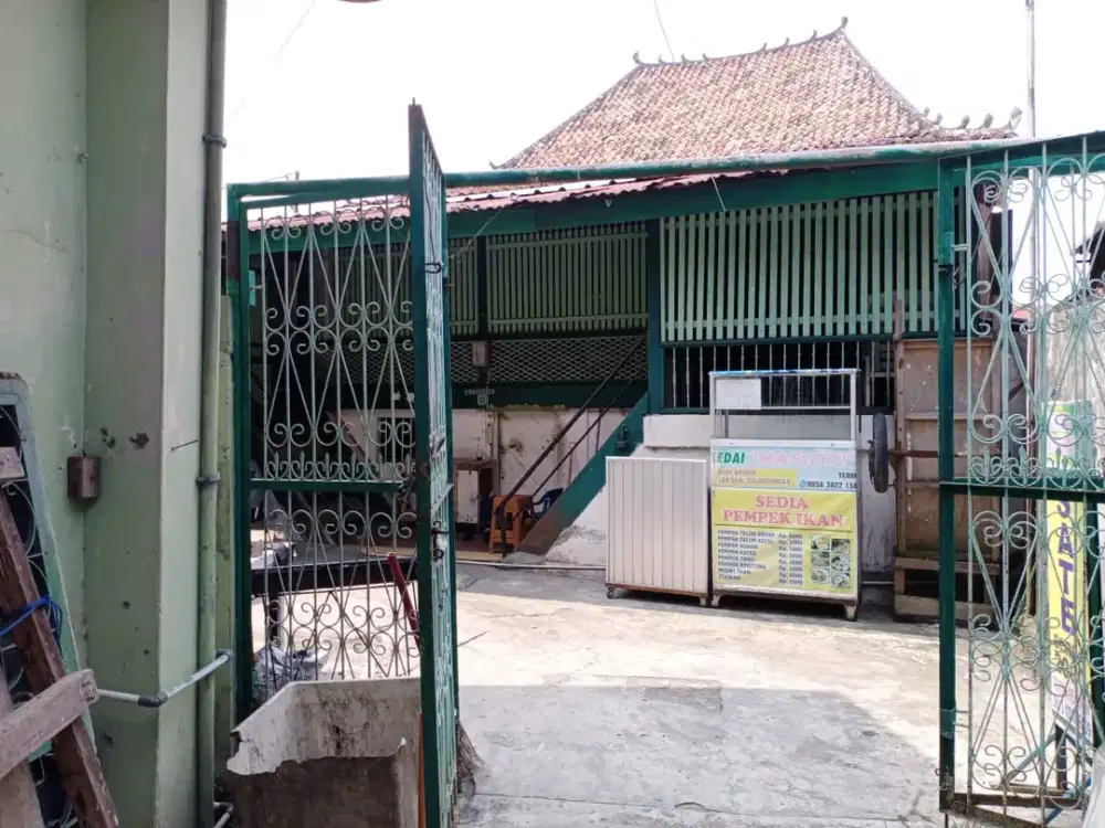 DIJUAL RUMAH LIMAS ASLI ADAT PALEMBANG JALAN DATUK M AKIB – 2 Menit ke Jembatan Ampera