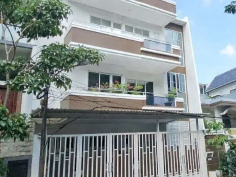 WTS  Rumah Premium JANUR HIJAU KELAPA GADING Jakarta Utara