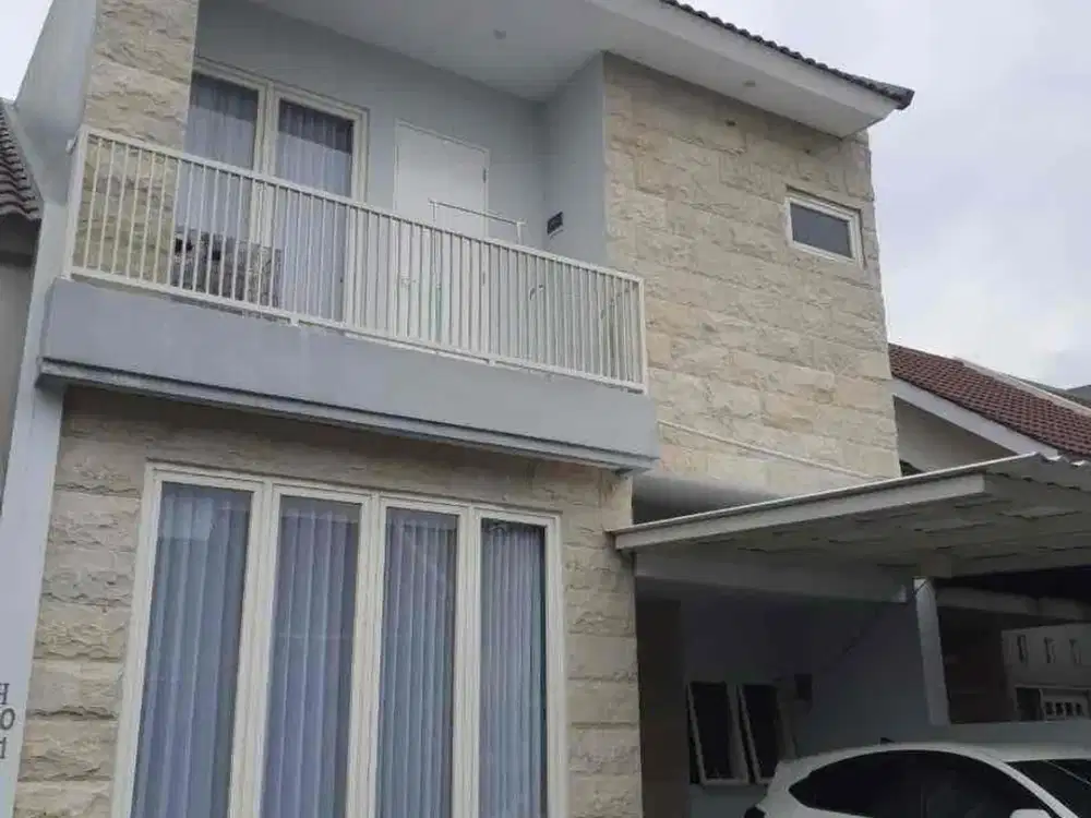 Taman wisata regency 2 lantai‼️Jual rumah siap huni seni furnish driyorejo gresik dekat lakarsantri