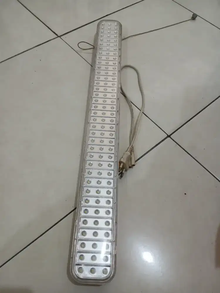 Lampu Emergency Kawachi KS 775 dengan 108 LED Murah