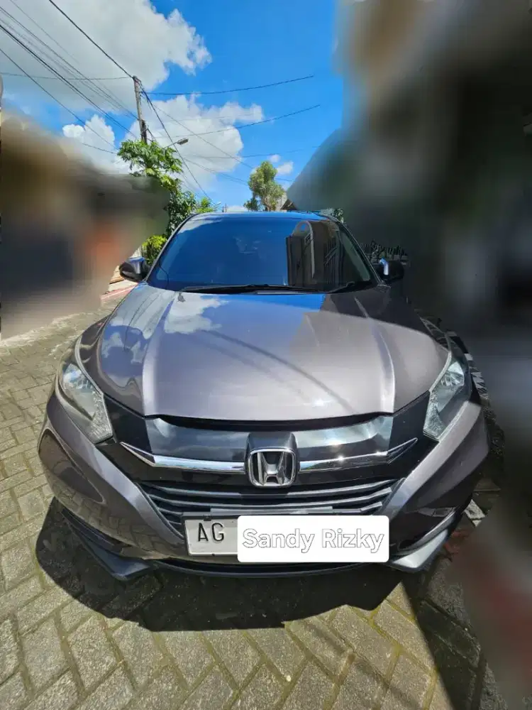 HR-V 2018 E CVT Km 50rb Abu-abu (Grey)