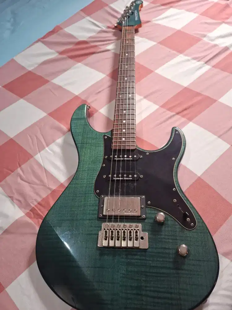 Yamaha Pacifica 612 VIIFM