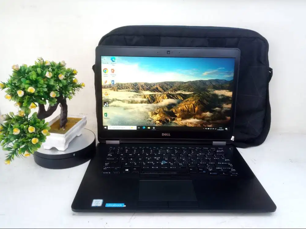JUAL LAPTOP Dell Latitude E7470 Core i5-6300U/8gb/ssd 256gb/14inci FHD