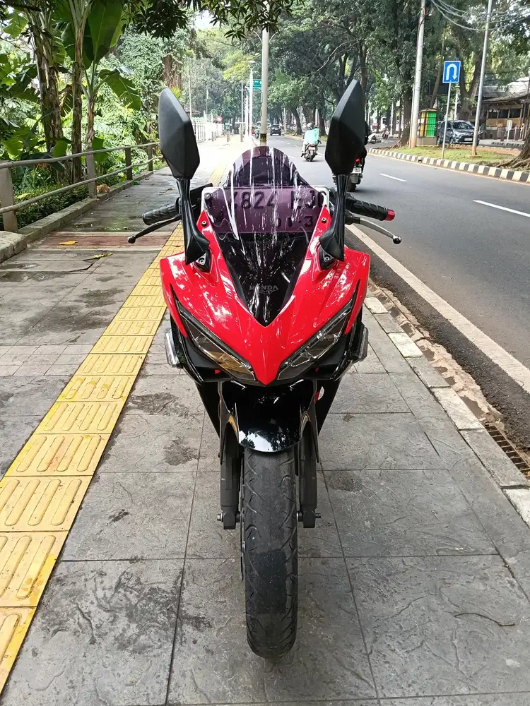 DP PROMO 200K NEW HONDA CBR 150R THN 2019 PJK IDUP SIAP PAKAI
