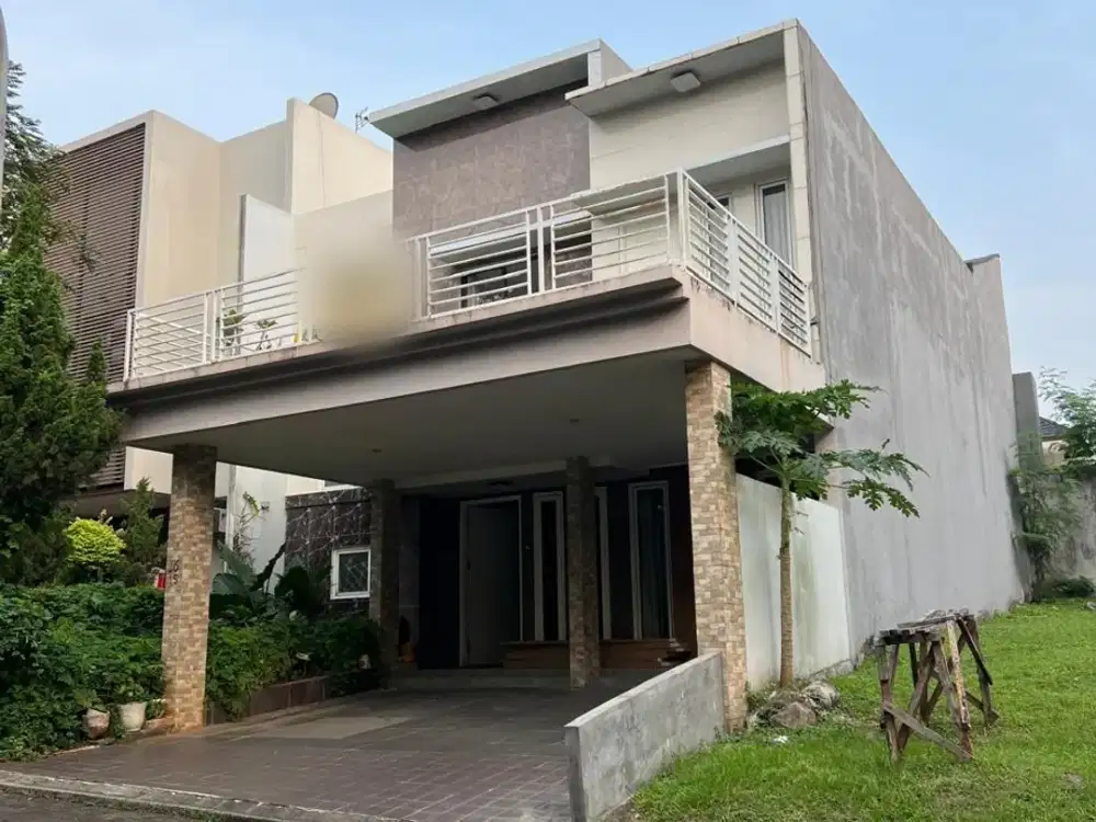 Rumah Renovasi Lokasi Depan Taman The Green BSD city