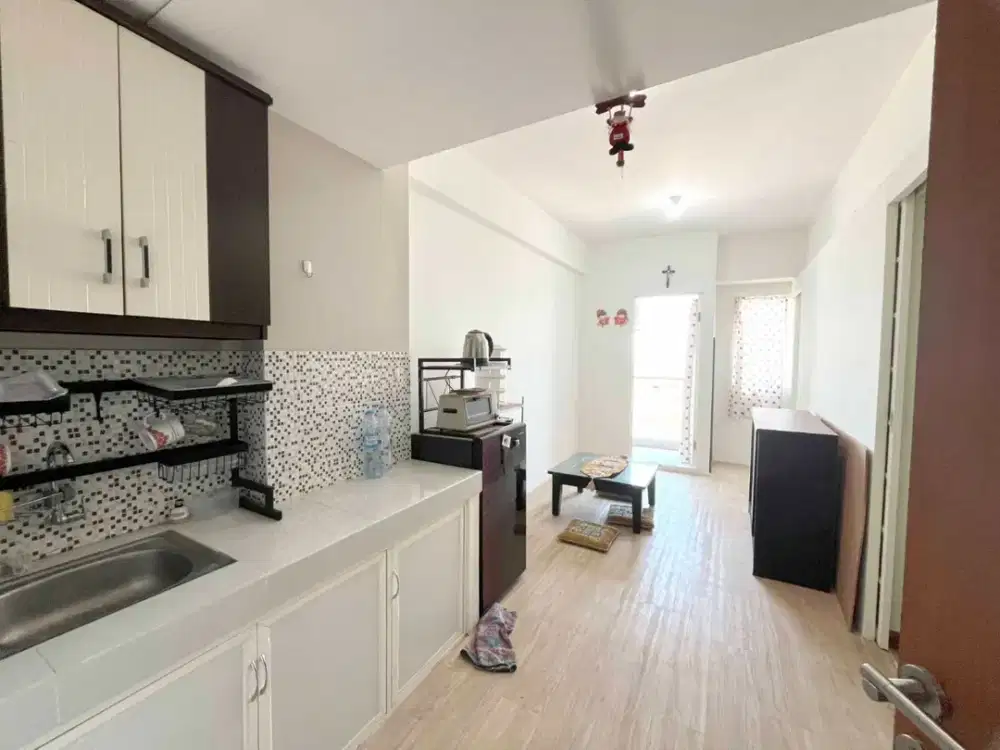 Apartemen puncak dharmahusada tower B 2BR full furnish elektronik