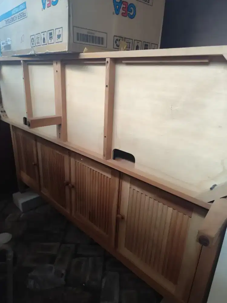 Bufet/dresser minimalis