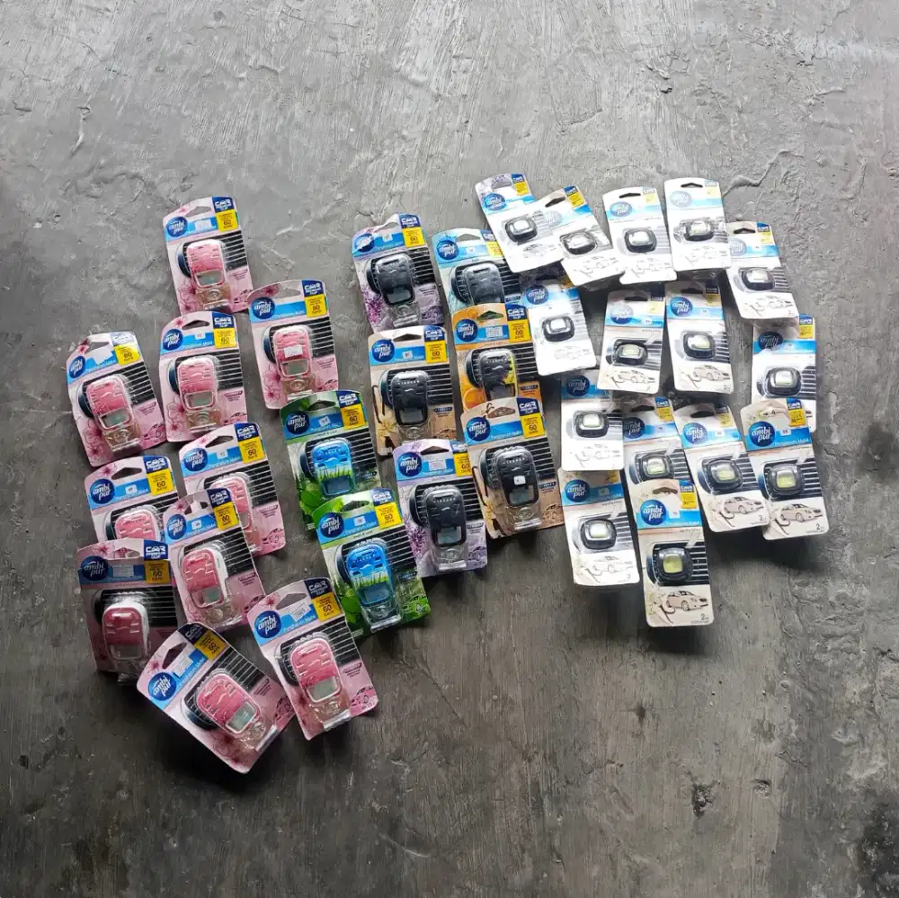 Pengharum mobil merk Ambi pur