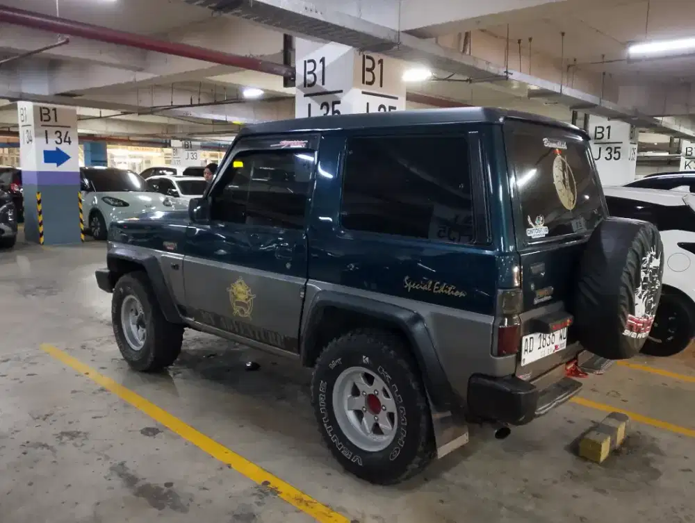 Daihatsu FEROZA th 1994 kaleng bagus AC dingin
