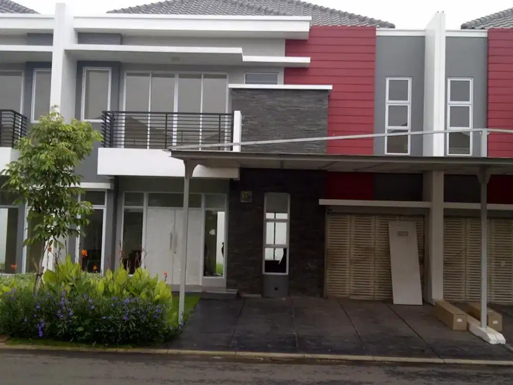 Dijual Rumah Semifurnish Termurah di Green Lake City Cluster Amerika Latin 10X18(Lb038)