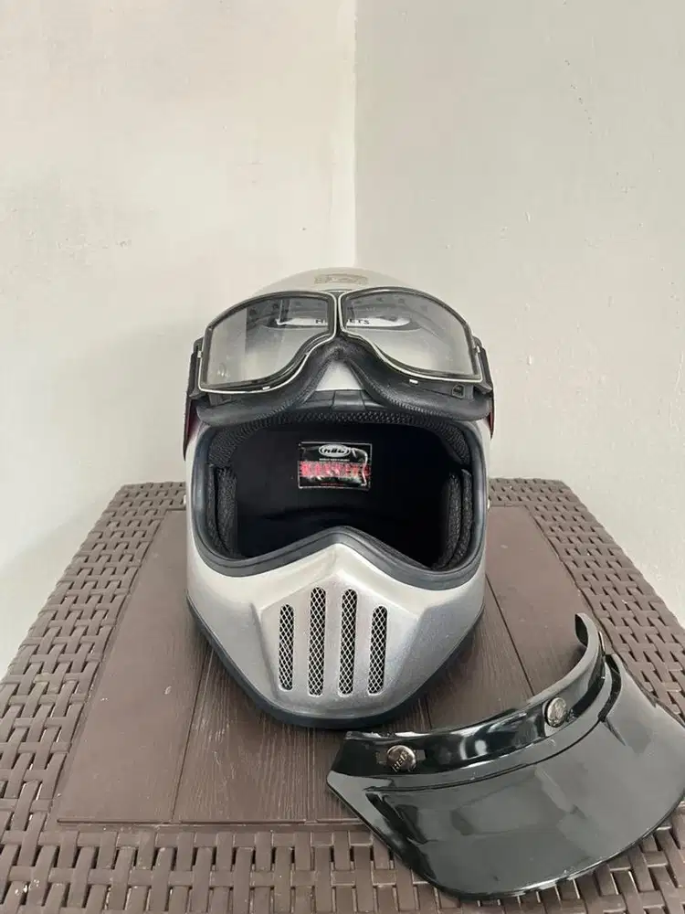 Dijual Helm Kondisi Like New, Jarang Pakai