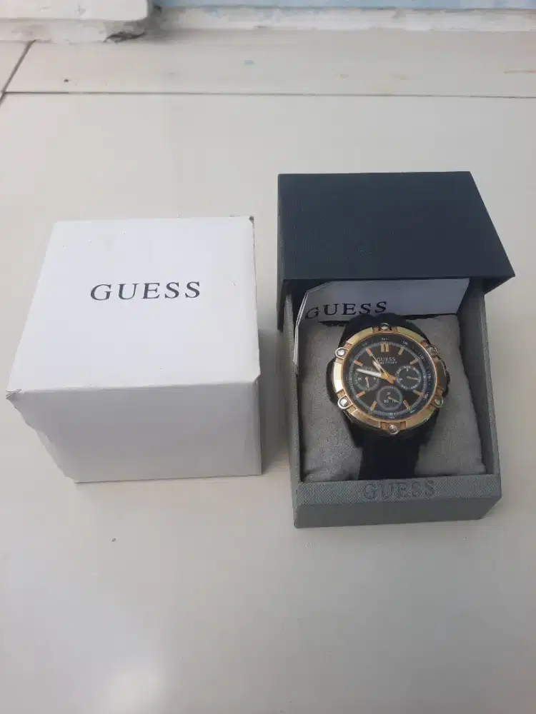 Jam Tangan Eksklusif GUESS Bolt(W1302 G2)