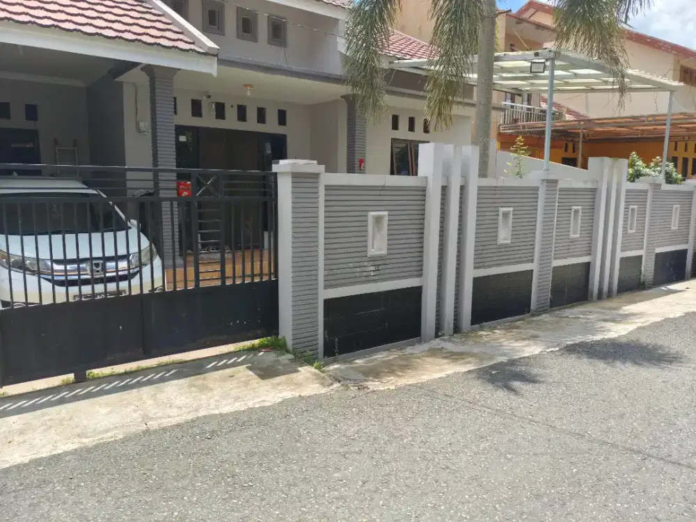 Rumah SHM, Komplek Permata Hijau, Mahat Kasan