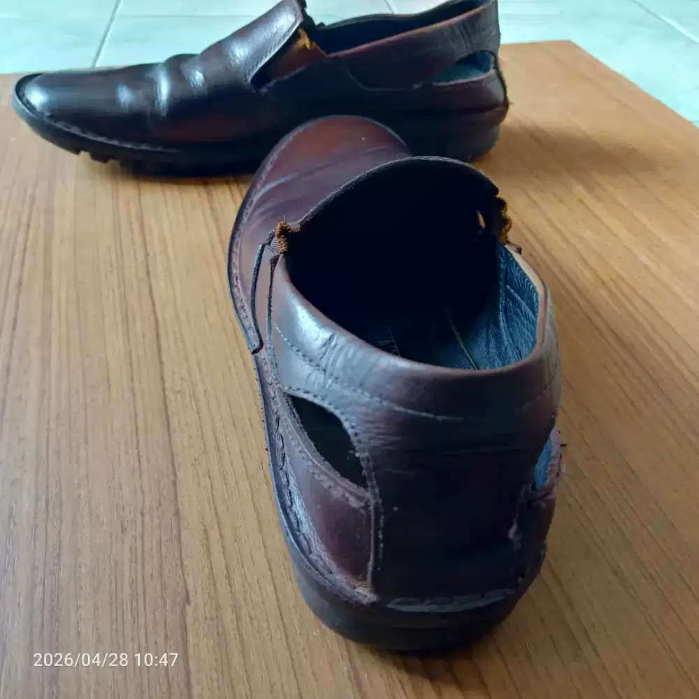 Jual sepatu kulit pria size 42