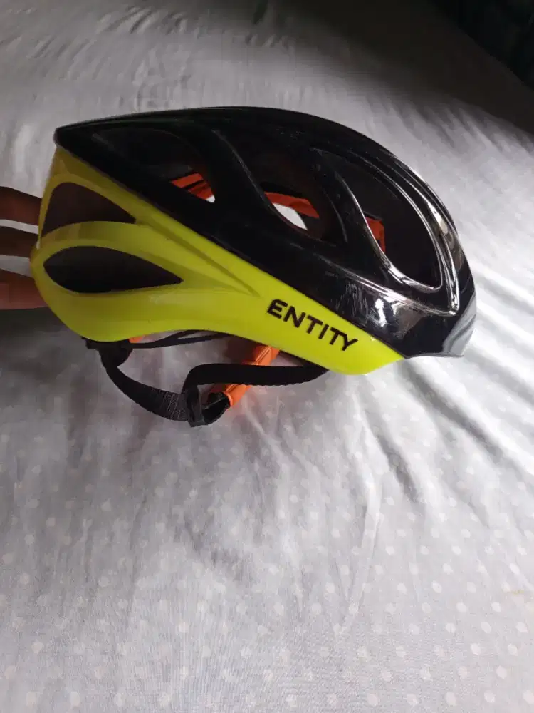 Helm Sepeda ENTITY RH-15