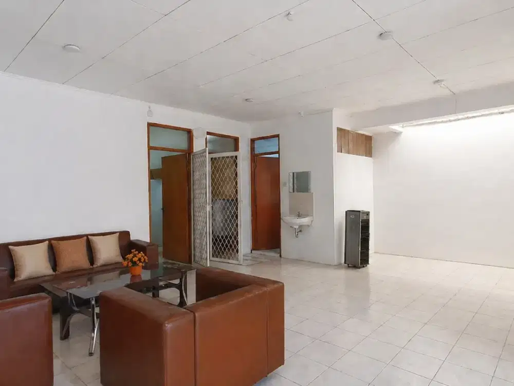 Rumah Siap Huni / Siap Pakai di Kelapa Nias Raya, Kelapa Gading, 10x20 m2